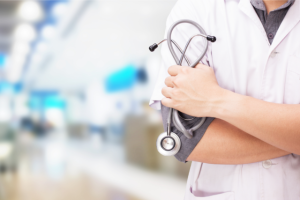 Ai nevoie de un consult medical general? Vizitează un specialist în medicină internă