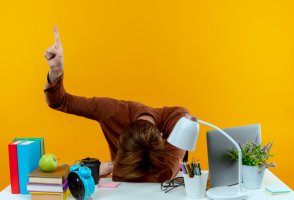 Pauzele regulate atunci când lucrezi de la birou: cât de des ar trebui să ți le iei?