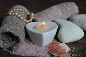 Cum să alegi lumânări parfumate pentru cadouri perfecte