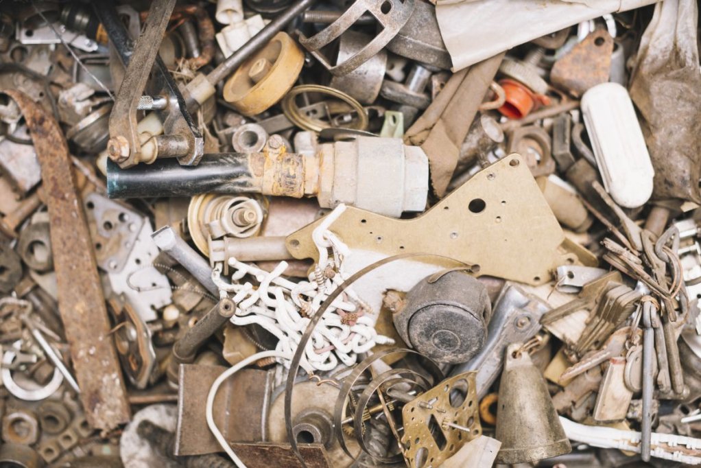 Suporterii devin ambasadori ai reciclării: cum campaniile creative inspiră implicare la marele public