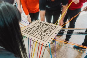 De ce merită să investești în oferta de team building personalizată pentru a răspunde nevoilor specifice ale echipei tale?