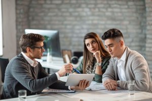 România vs. Europa Centrală și de Est: analiza EY asupra competitivității ecosistemului antreprenorial local