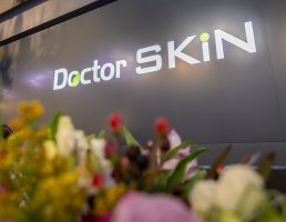 Doctor SKiN deschide în Titan: dermatologi cu experiență, echipamente de top și consultații decontate prin CASS