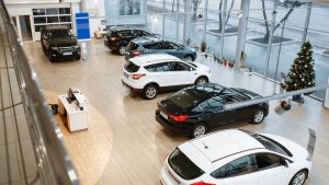 Reprezentanțe auto în București: de ce contează experiența completă când alegi o mașină