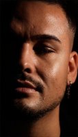 Andrei Suru revine cu piesa ,,Ce ciudat'', după succesul melodiei ,,Mă am pe mine''
