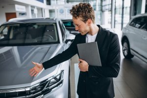 Cum cumperi o mașină rulată fără să-ți golești economiile. Cash, credit sau leasing?