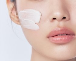 De ce sa folosesti produse de fata cu acid hialuronic: 10 beneficii