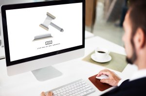 Ce pași trebuie să urmezi pentru a participa la licitații online?