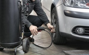 Compresorul de aer, cum îl alegi în funcție de lucrare, debit și presiune