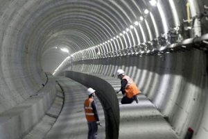 Tunelul care leaga Franta de Anglia
