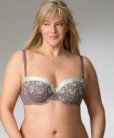 Sutiene push-up pentru femei plinute