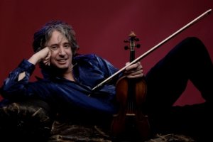 Russell McGregor si orchestra Johann Strauss Ensemble