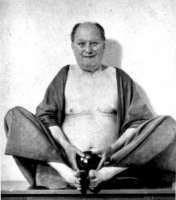 Blestemul lui Tutankamon sau crimele satanistului Aleister Crowley?