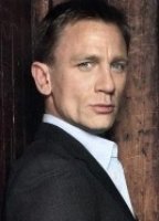 Daniel Craig